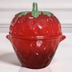 Le Creuset Strawberry Mini Cocotte Stoneware - Harvest Collection - 14 oz Cerise
